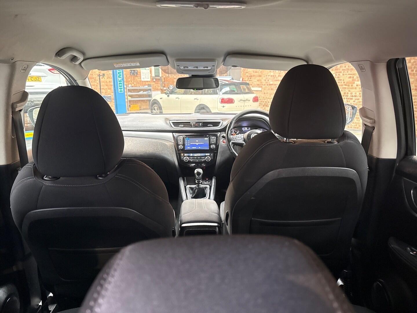 Used Nissan Qashqai 2017 for sale - 77320576: Photo 15