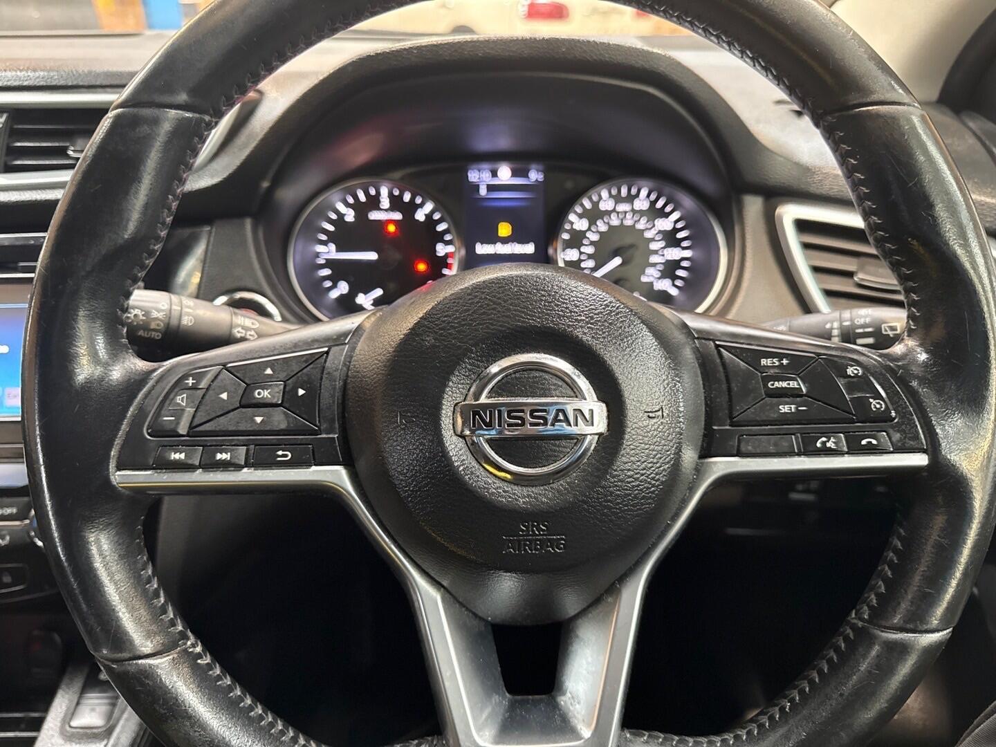 Used Nissan Qashqai 2017 for sale - 77320576: Photo 18