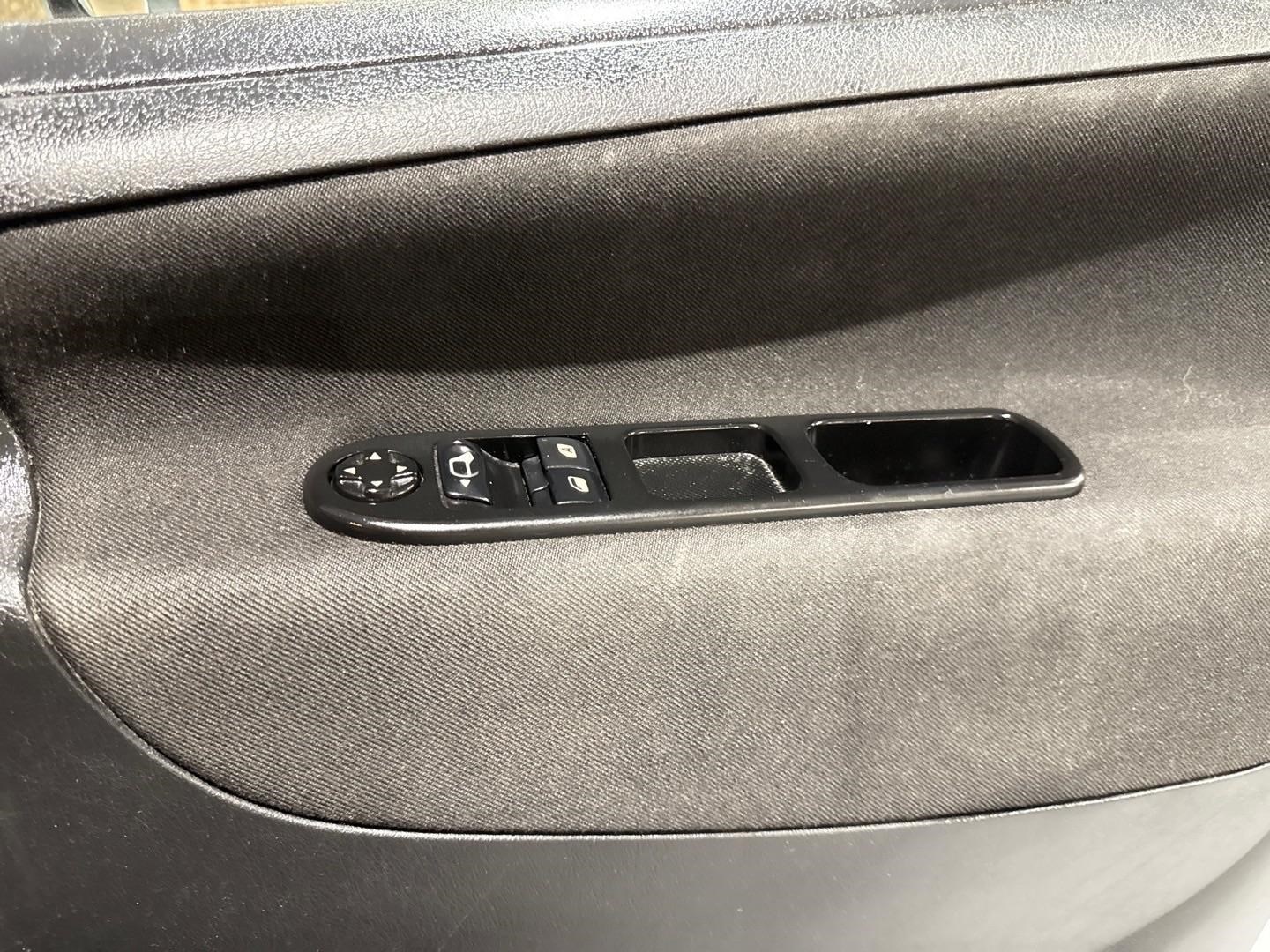 Peugeot 207 (09) - 1.4 VTi S Euro 5 5dr (A/C) - Image 14