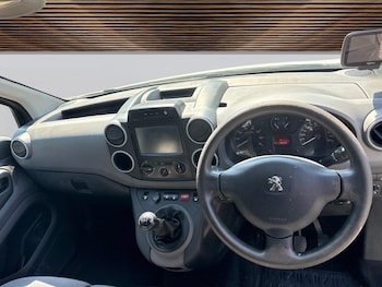 Used Peugeot Partner 2016 for sale - 79509654: Photo