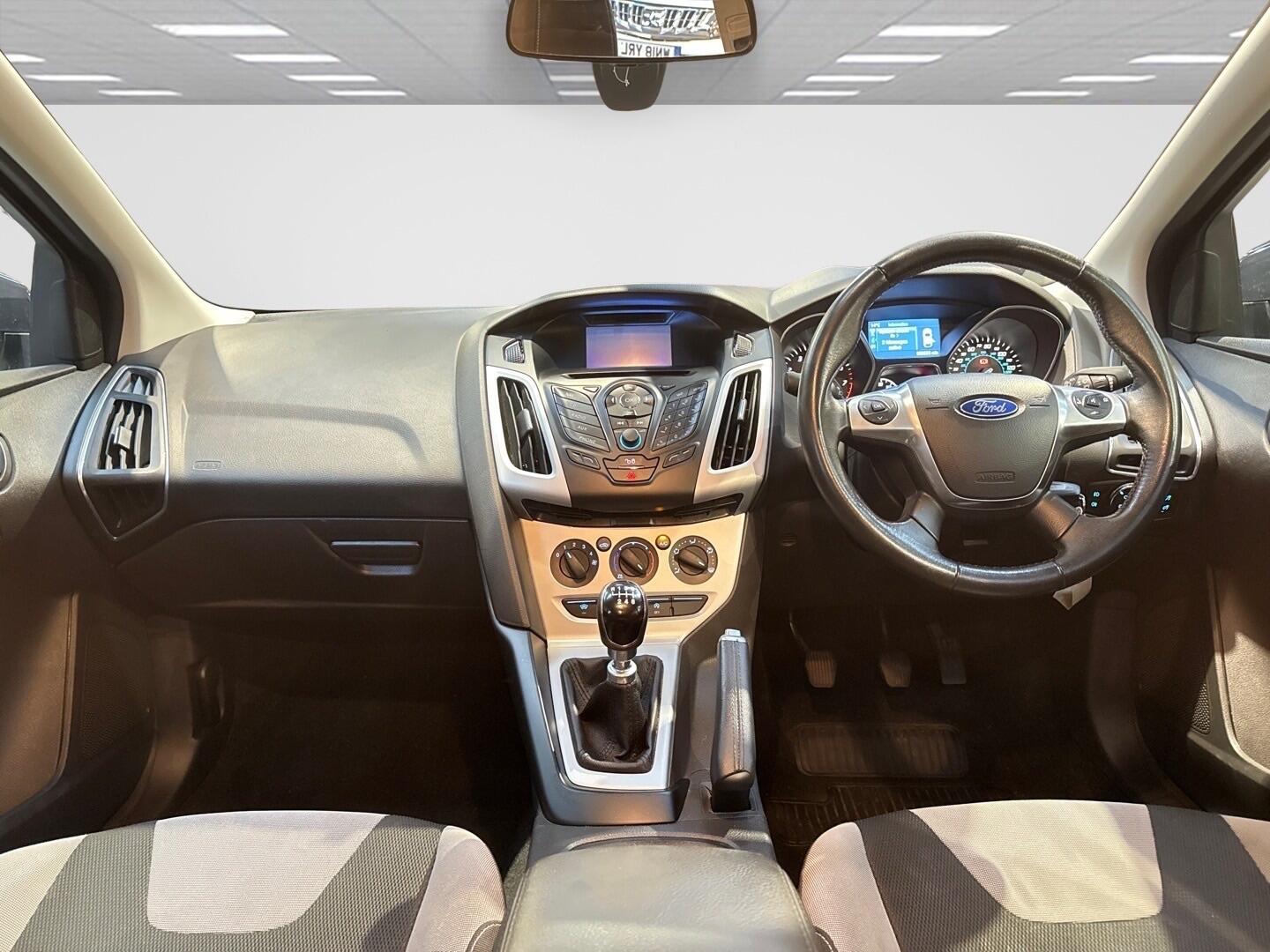 Used Ford Focus 2014 for sale - 76457125: Photo 3