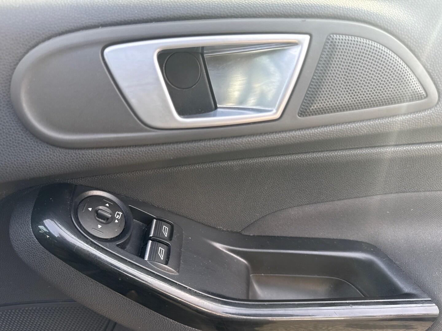 Used Ford Fiesta 2016 for sale - 77798962: Photo 17