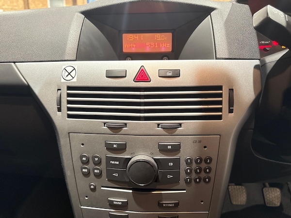 Used Vauxhall Astra Van 2011 for sale - 76189401: Photo 15