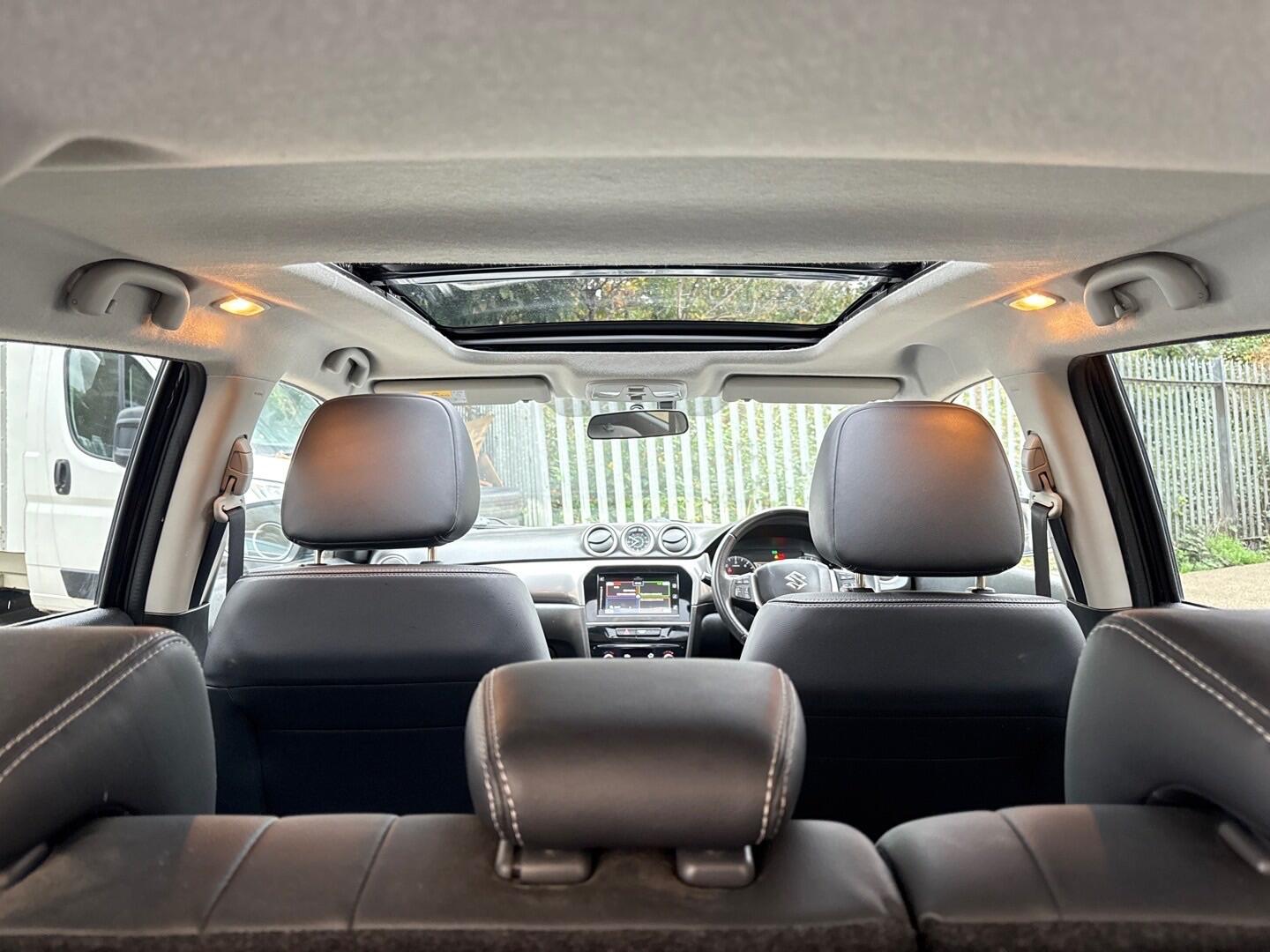 Used Suzuki Vitara 2017 for sale - 76247899: Photo 3