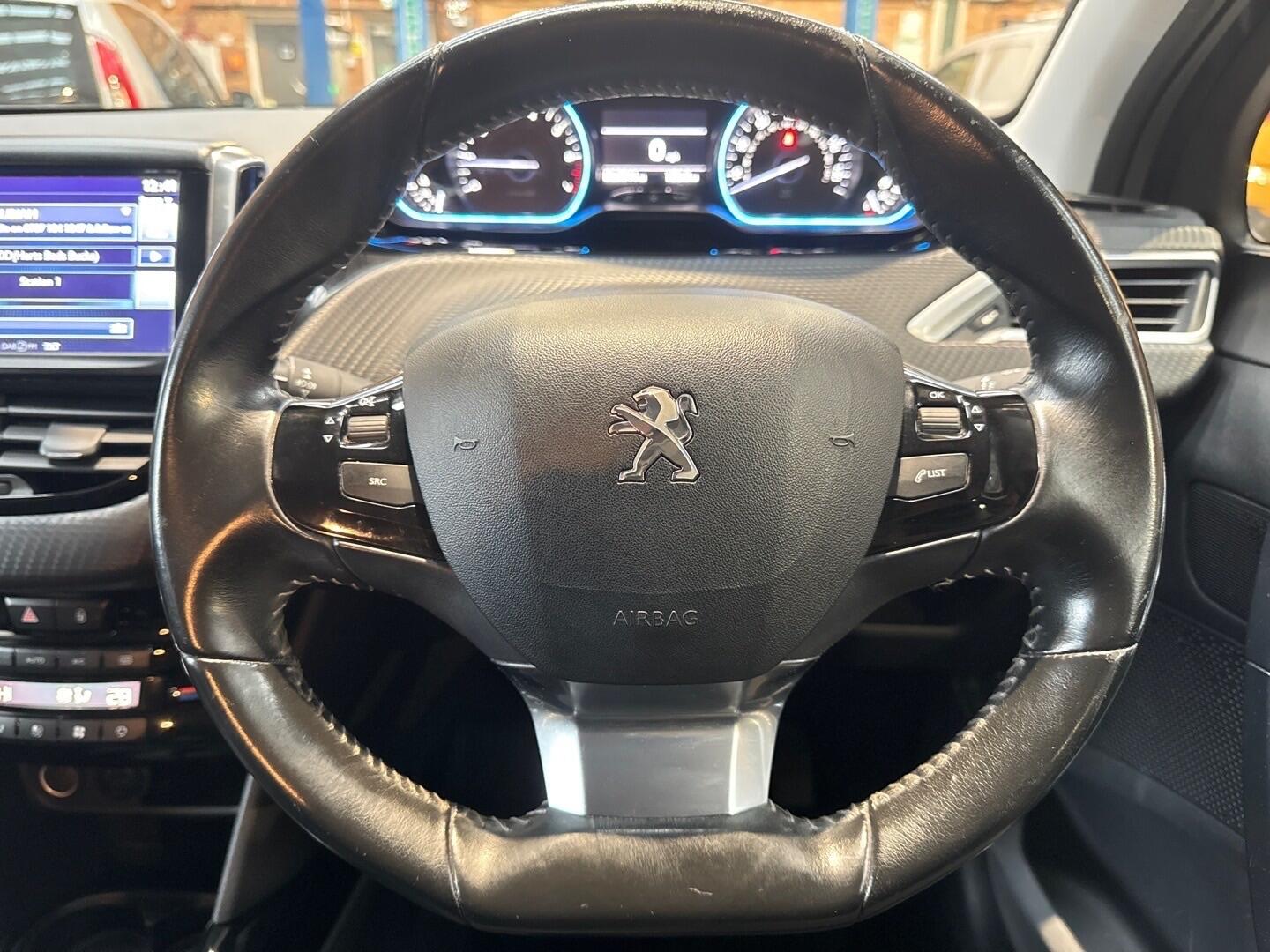 Used Peugeot 2008 2016 for sale - 76865709: Photo 16