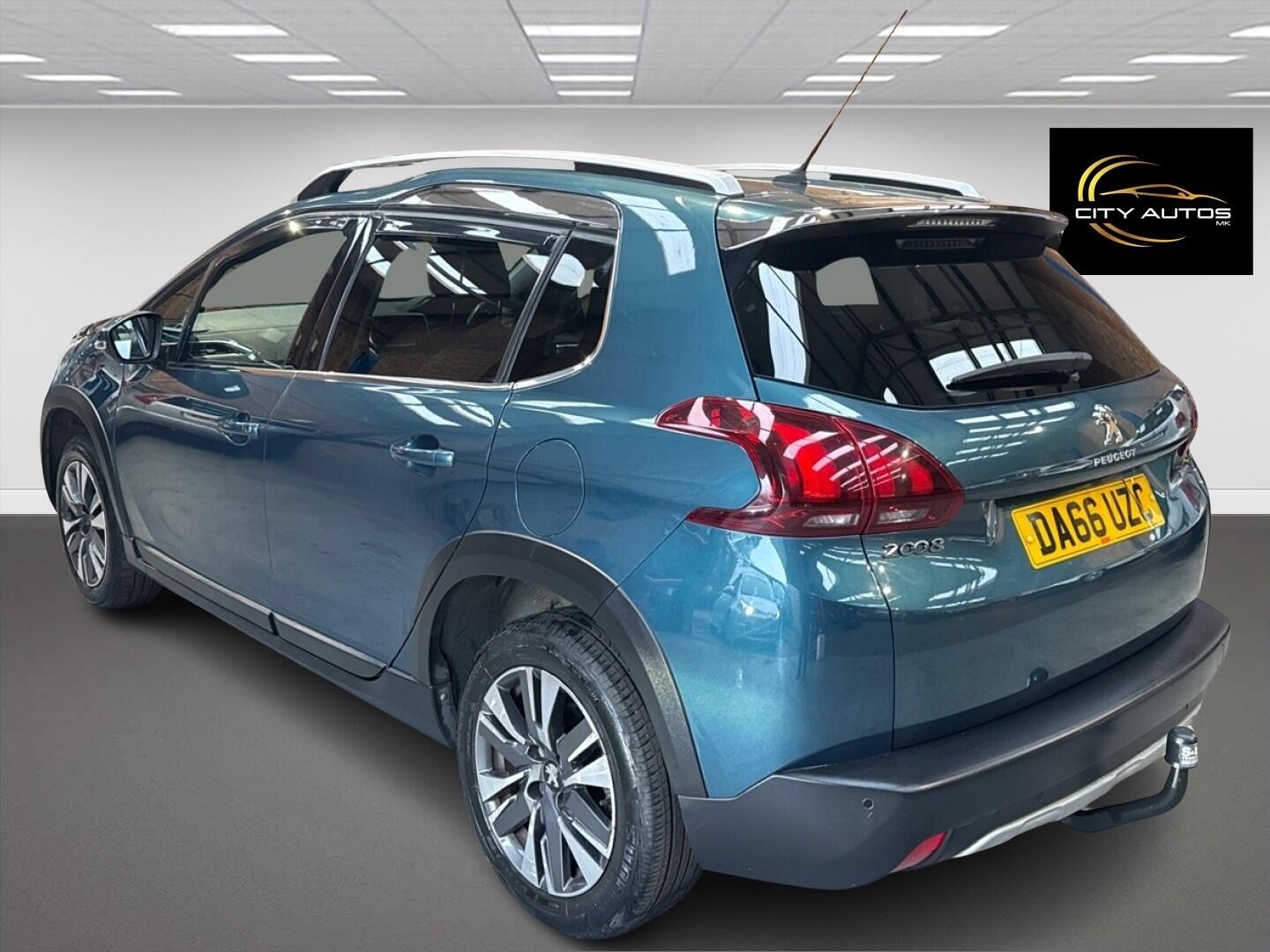 Used Peugeot 2008 2016 for sale - 76865709: Photo 2