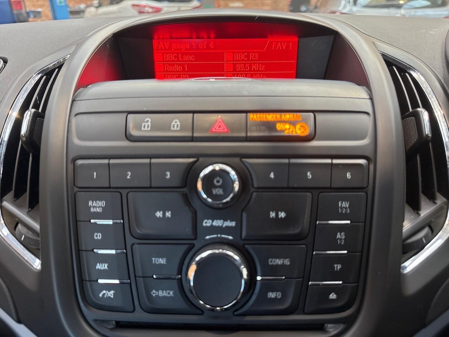 Used Vauxhall Zafira Tourer 2013 for sale - 76317975: Photo 16