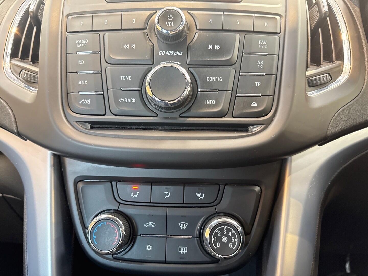 Used Vauxhall Zafira Tourer 2013 for sale - 76317975: Photo 18