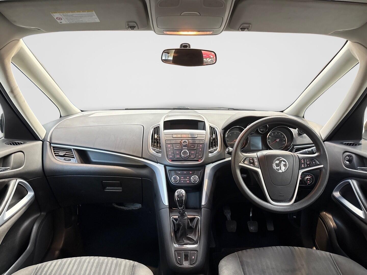 Used Vauxhall Zafira Tourer 2013 for sale - 76317975: Photo 3