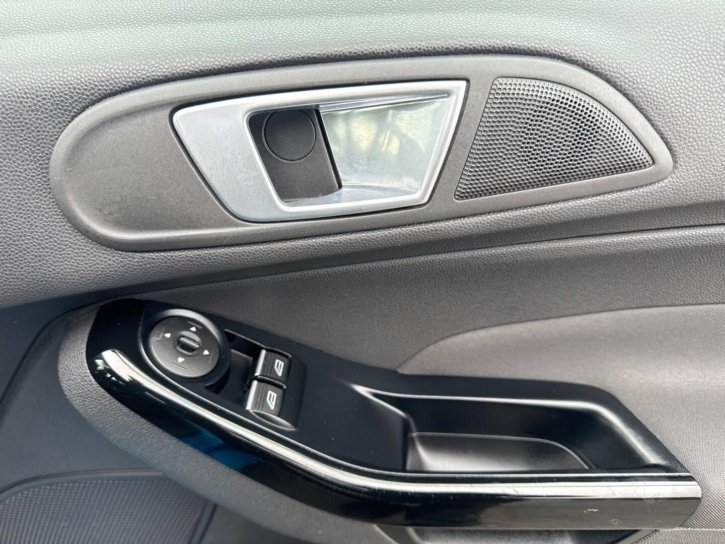 Used Ford Fiesta 2015 for sale - 78062650: Photo 20