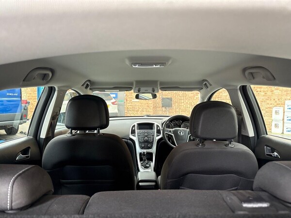 Used Vauxhall Astra 2014 for sale - 76260314: Photo 14