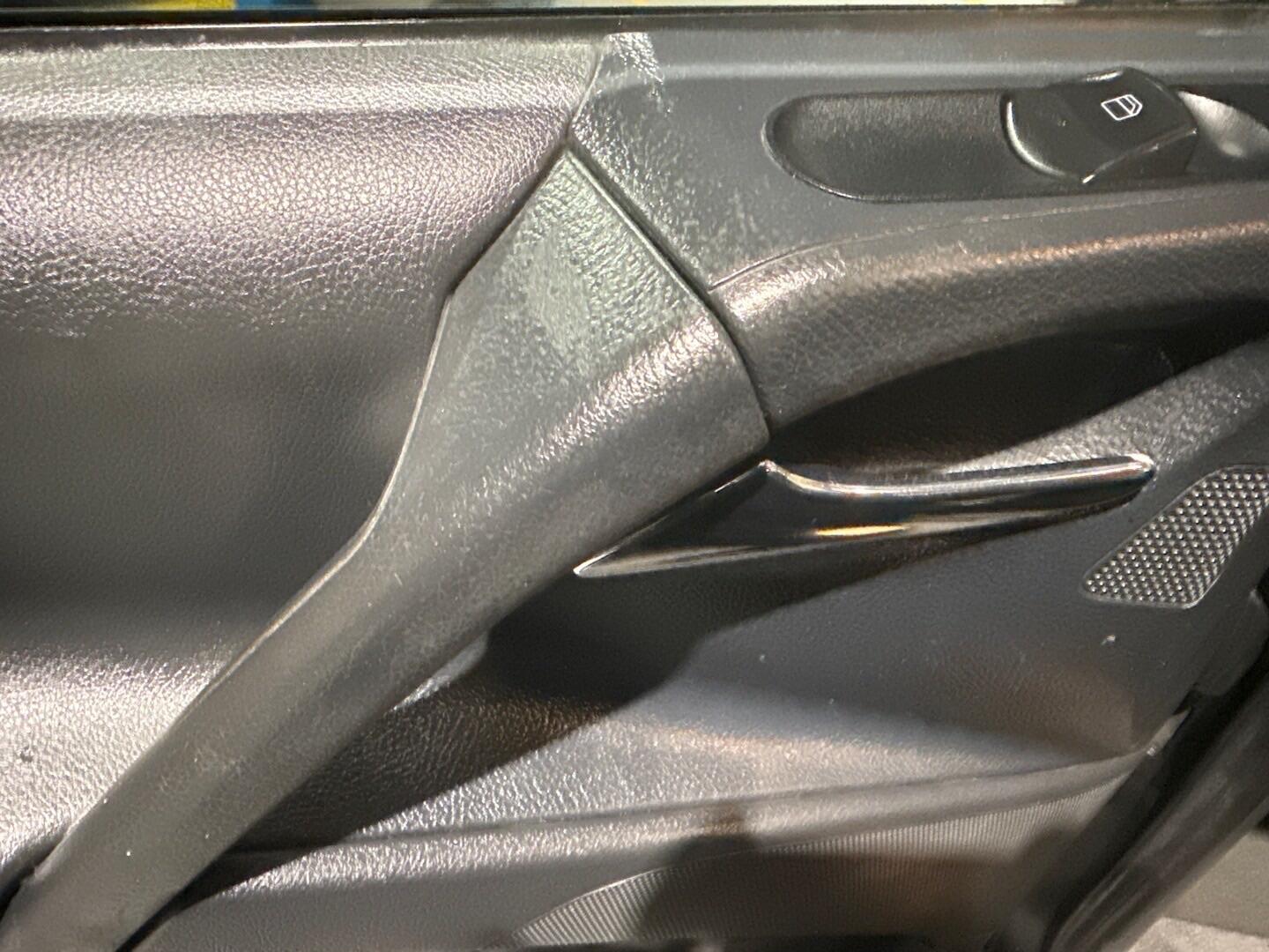 Used Mercedes-Benz Viano 2010 for sale - 77021291: Photo 15