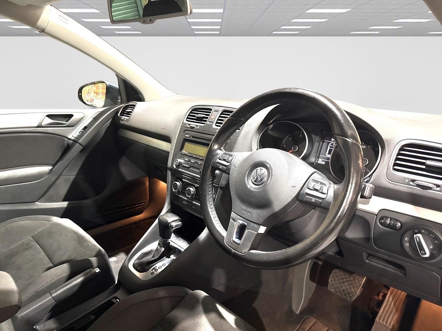 Used Volkswagen Golf 2009 for sale - 76188852: Photo 13