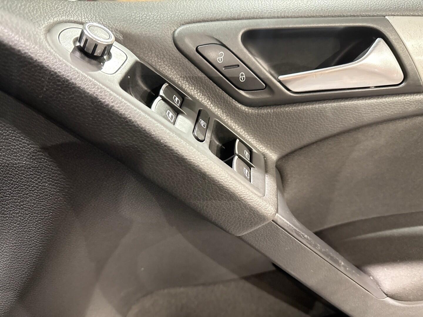 Used Volkswagen Golf 2009 for sale - 76188852: Photo 14