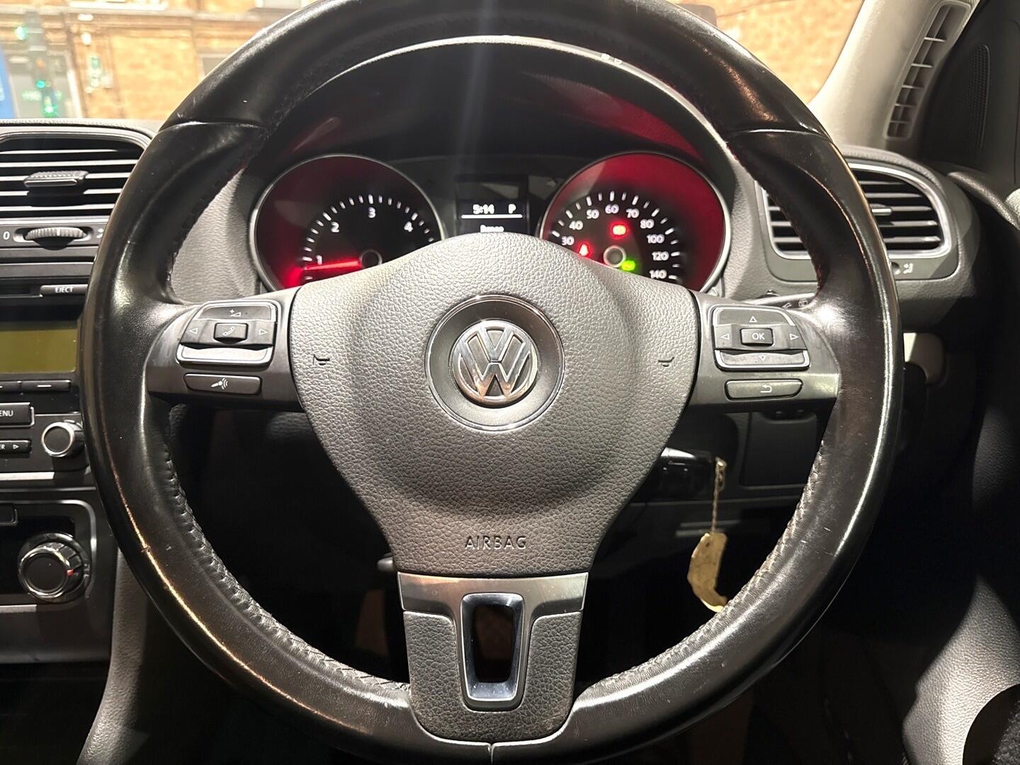 Used Volkswagen Golf 2009 for sale - 76188852: Photo 17