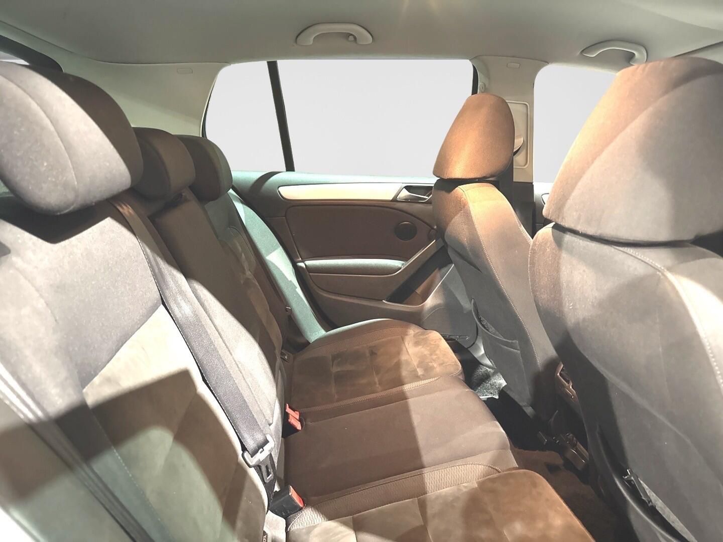 Used Volkswagen Golf 2009 for sale - 76188852: Photo 6