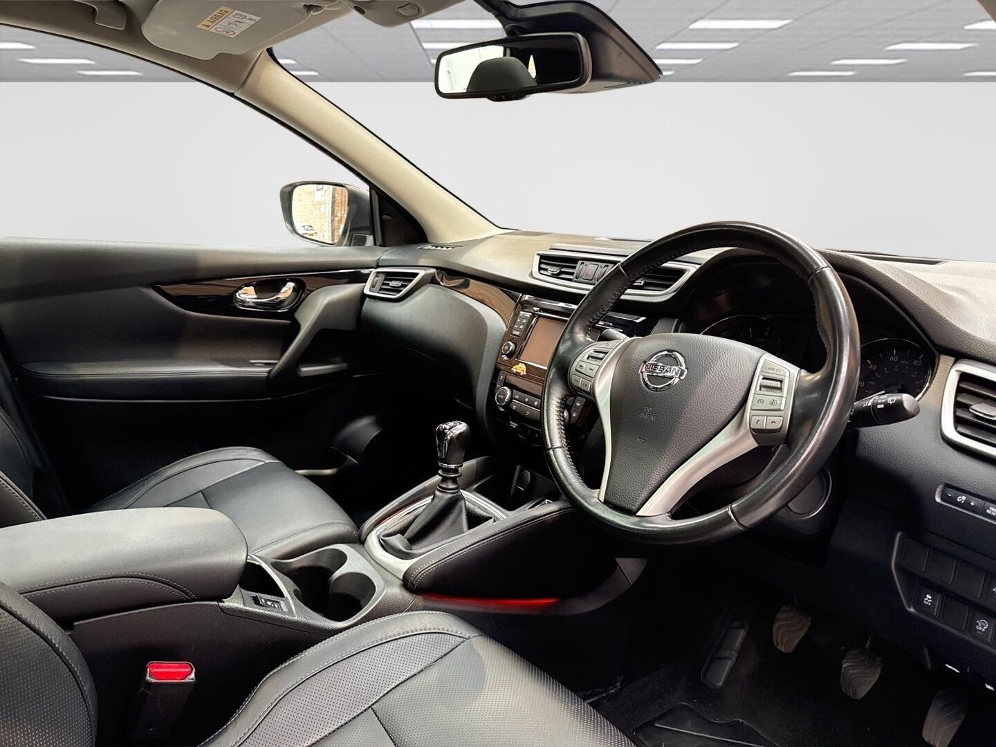 Used Nissan Qashqai 2015 for sale - 76446538: Photo 12