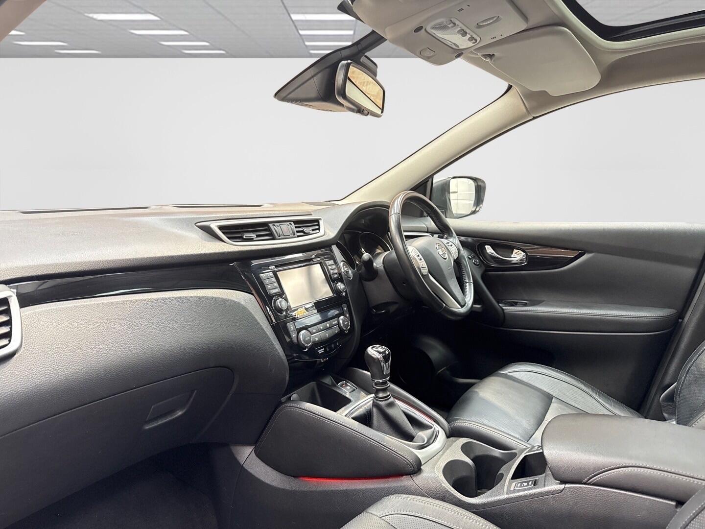 Used Nissan Qashqai 2015 for sale - 76446538: Photo 13