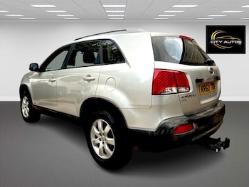 Used Kia Sorento 2011 for sale - 77202839: Photo