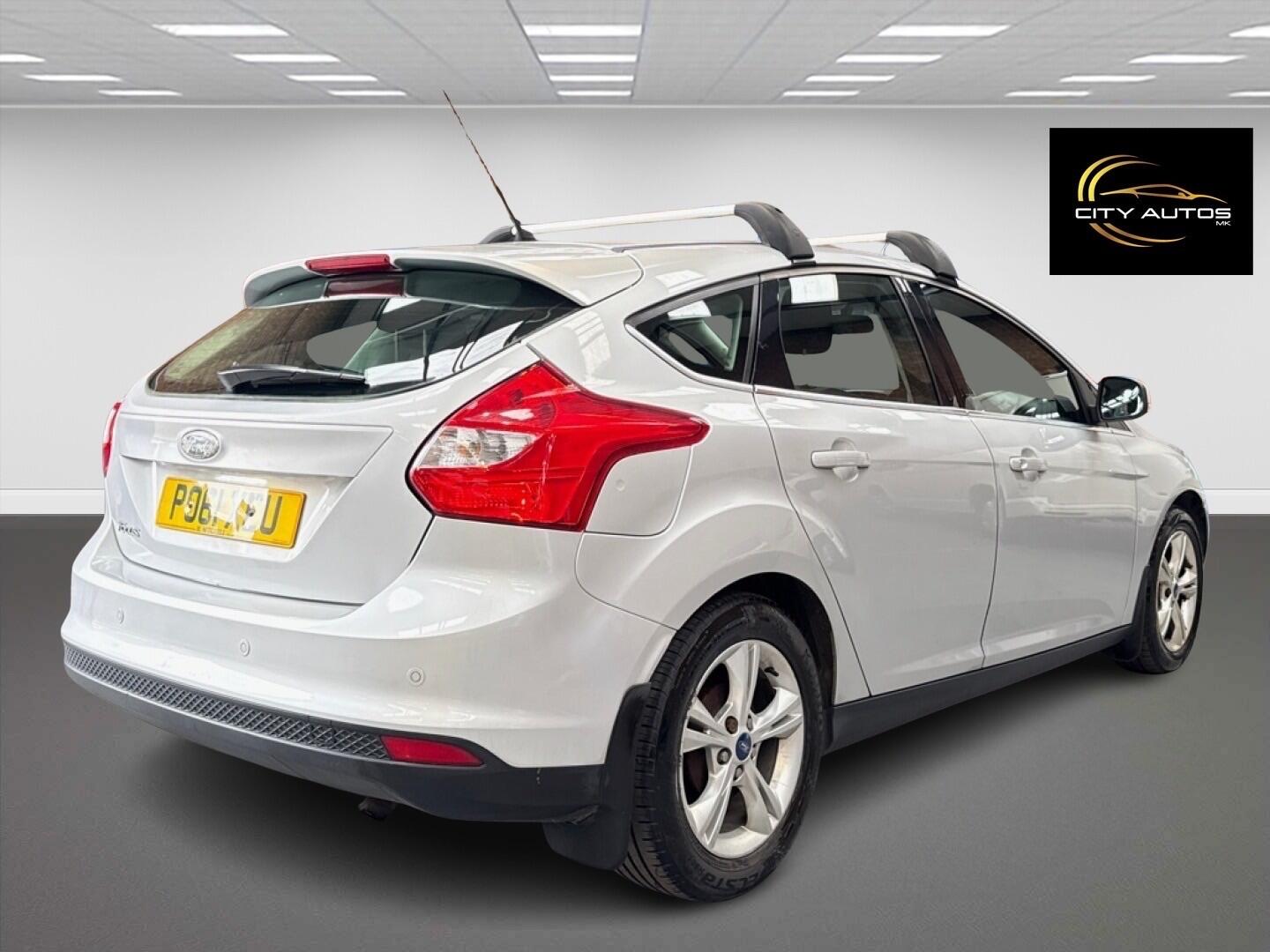 Used Ford Focus 2011 for sale - 76446885: Photo 5