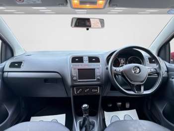 Used Volkswagen Polo 2015 for sale - 75232422: Photo