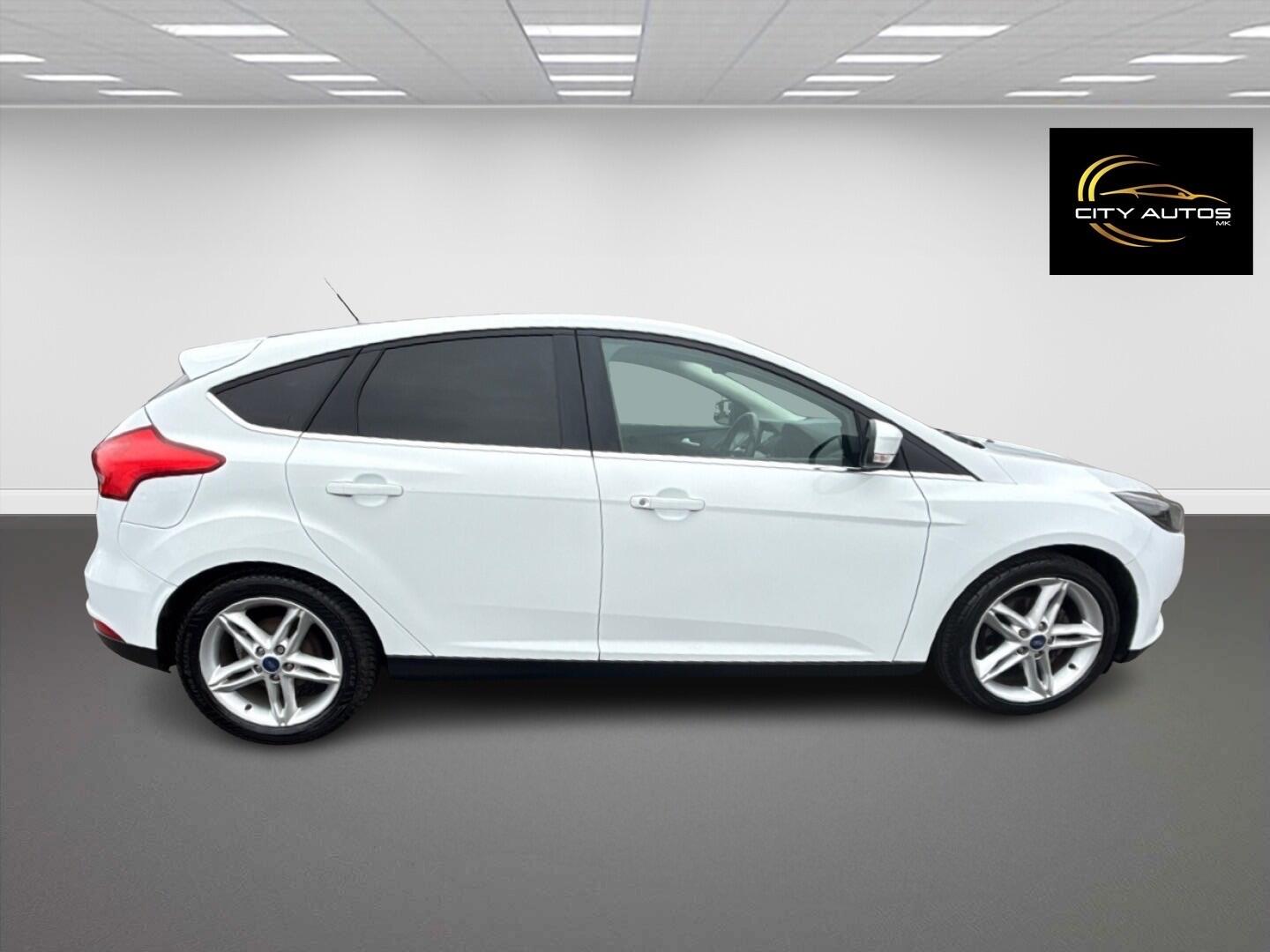 Used Ford Focus 2017 for sale - 78063105: Photo 13