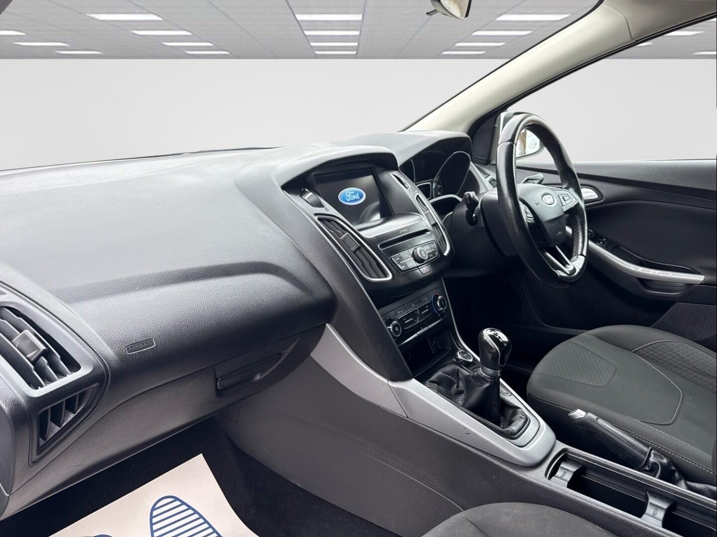 Used Ford Focus 2017 for sale - 78063105: Photo 16