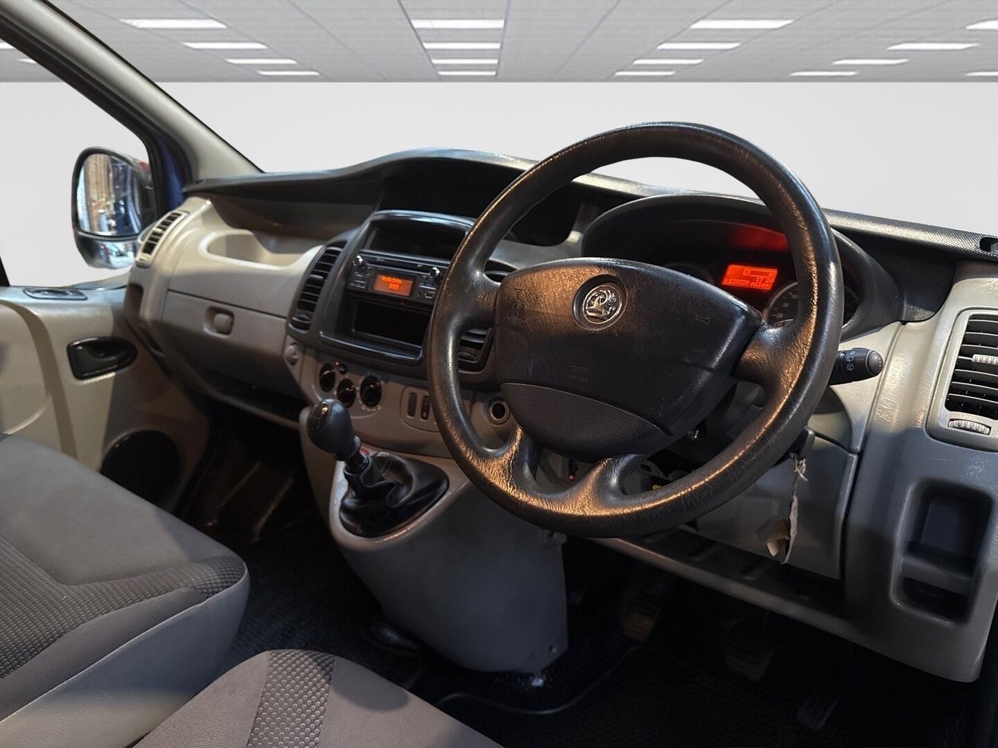 Used Vauxhall Vivaro 2014 for sale - 77440441: Photo 12