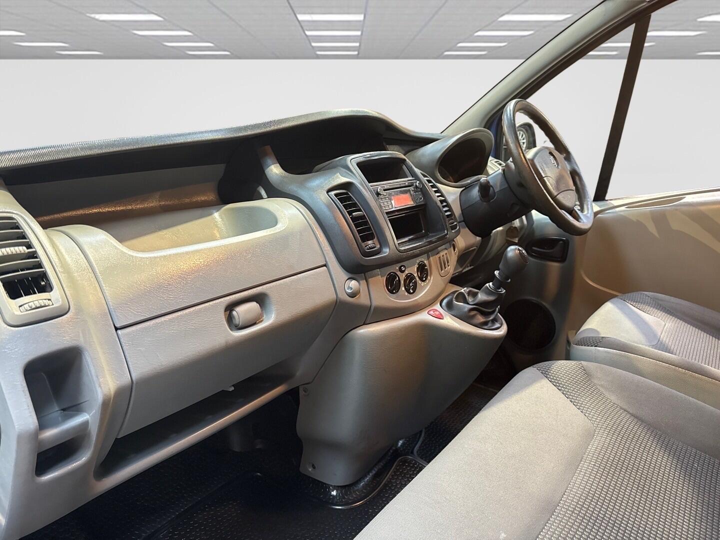 Used Vauxhall Vivaro 2014 for sale - 77440441: Photo 18