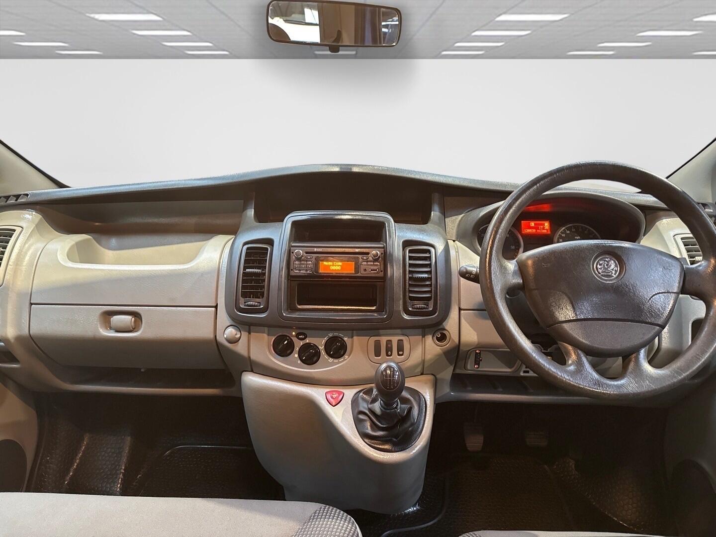 Used Vauxhall Vivaro 2014 for sale - 77440441: Photo 3