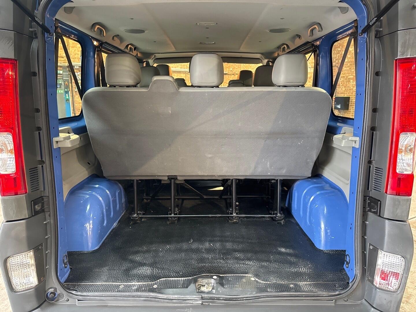 Used Vauxhall Vivaro 2014 for sale - 77440441: Photo 9