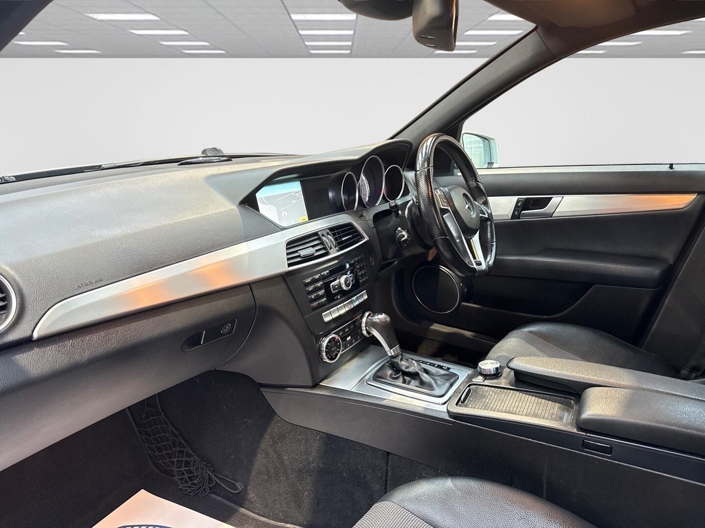 Used Mercedes-Benz C Class 2011 for sale - 77021296: Photo 13