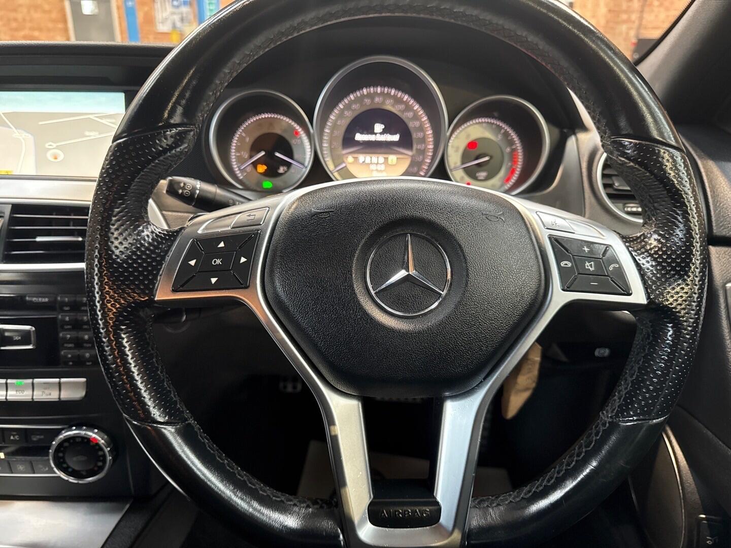 Used Mercedes-Benz C Class 2011 for sale - 77021296: Photo 14