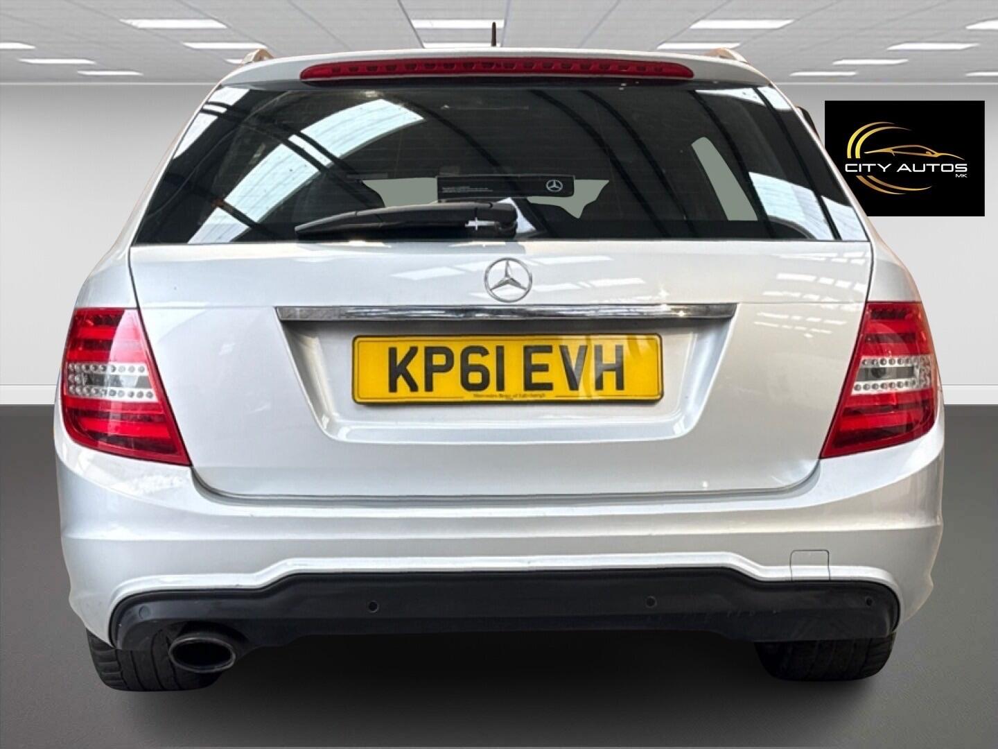 Used Mercedes-Benz C Class 2011 for sale - 77021296: Photo 8