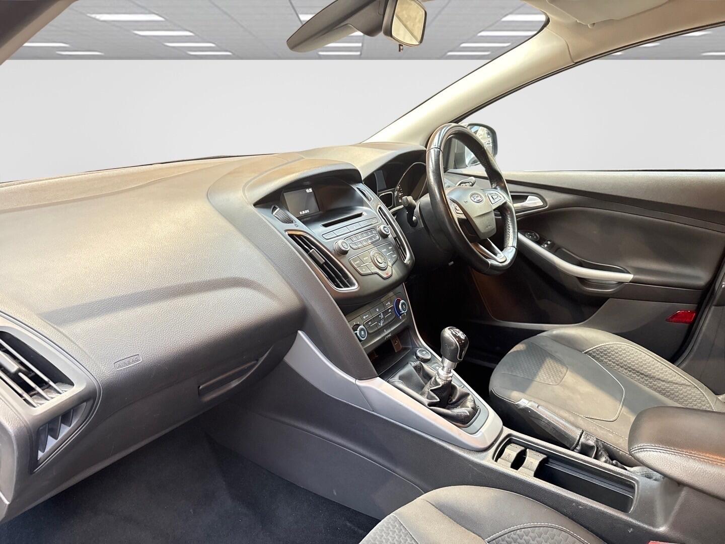 Used Ford Focus 2014 for sale - 76446833: Photo 13