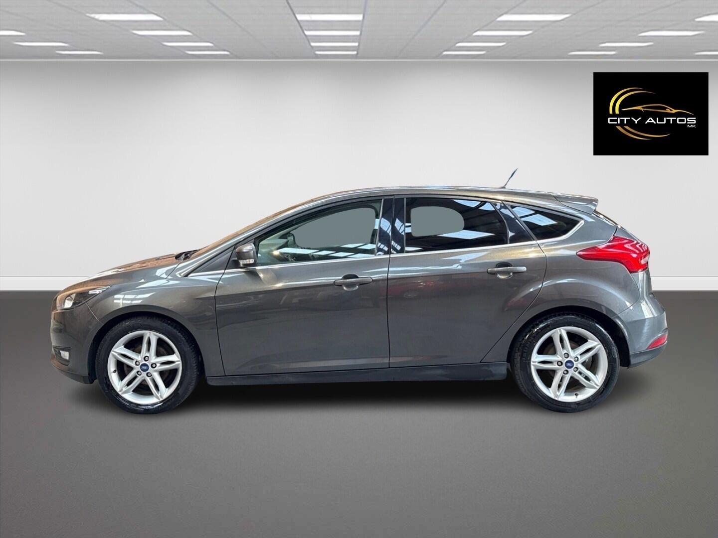 Used Ford Focus 2014 for sale - 76446833: Photo 9