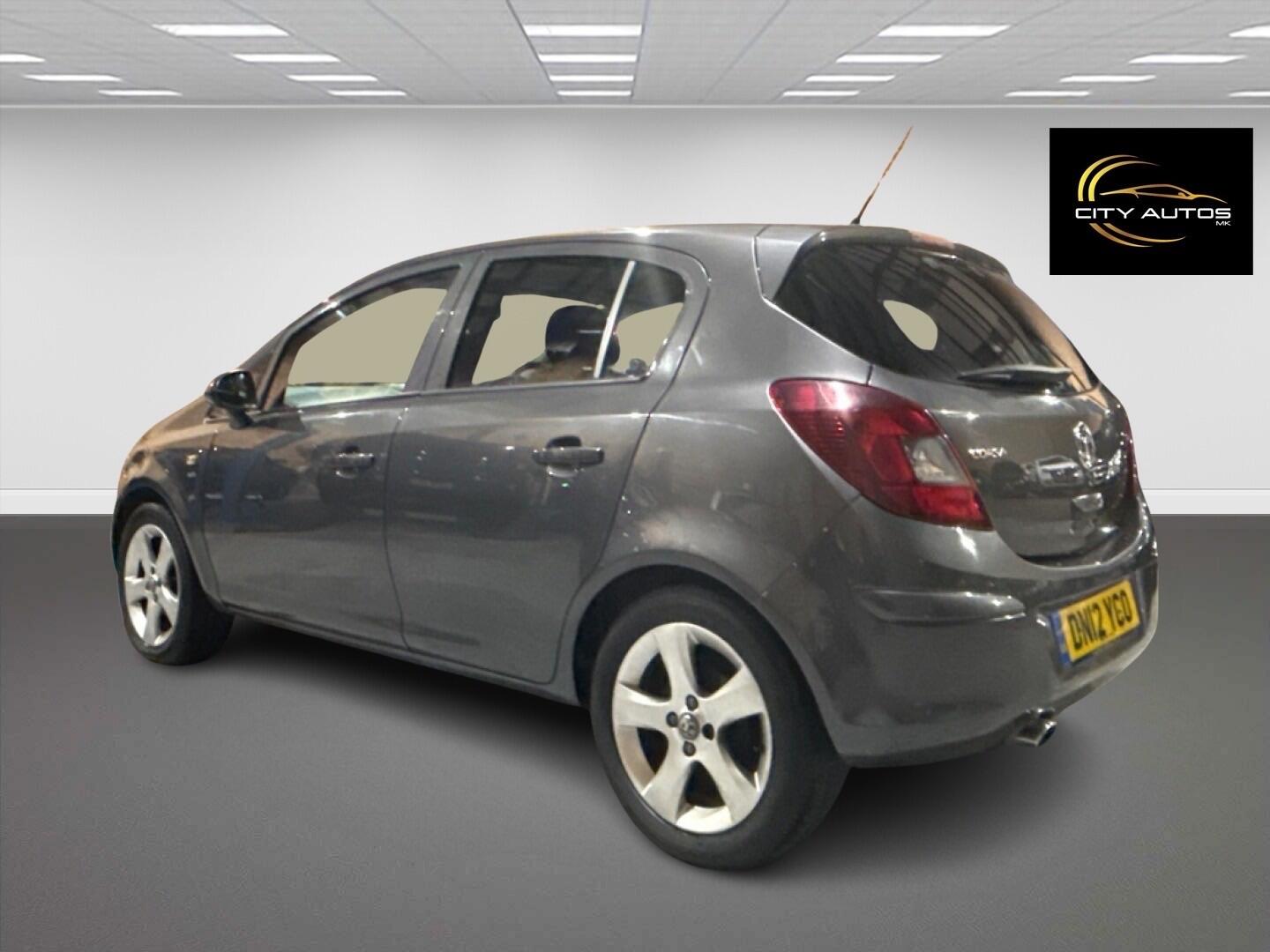 Used Vauxhall Corsa 2012 for sale - 77412381: Photo 2