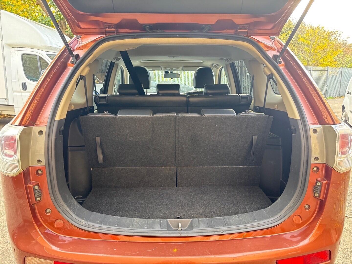 Used Mitsubishi Outlander 2013 for sale - 76318069: Photo 9