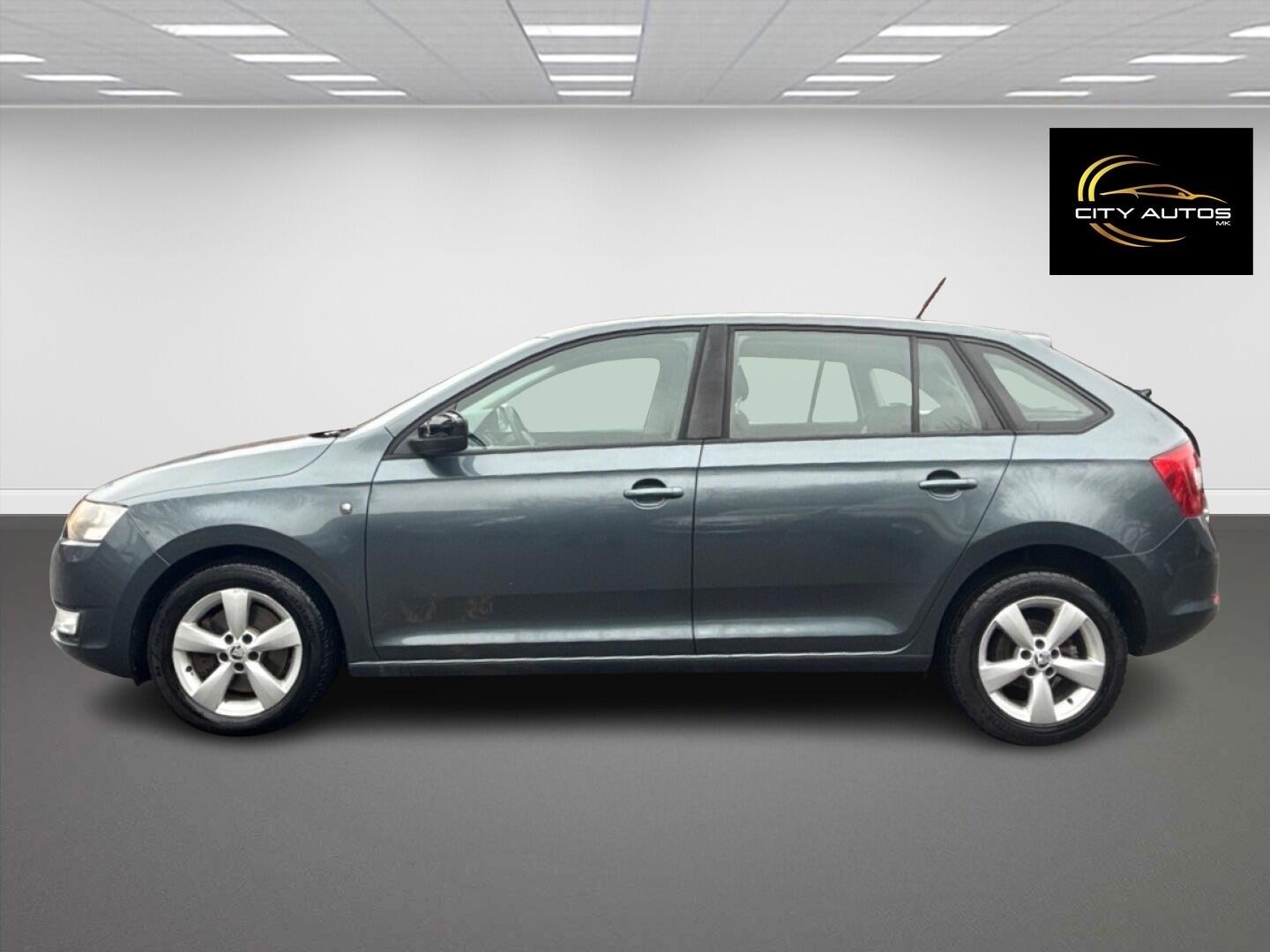 Used Skoda Rapid Spaceback 2014 for sale - 77344336: Photo 10