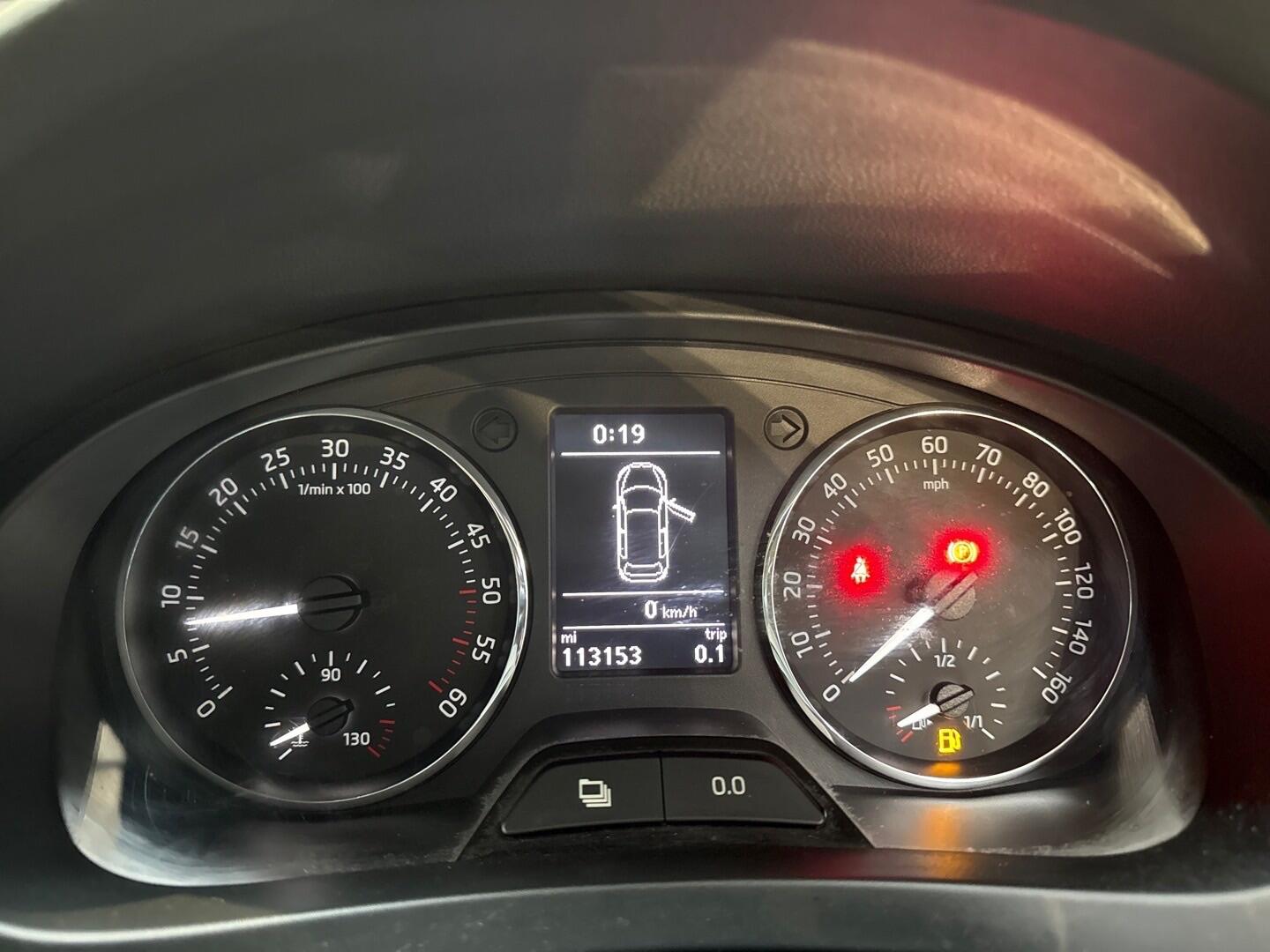 Used Skoda Rapid Spaceback 2014 for sale - 77344336: Photo 12