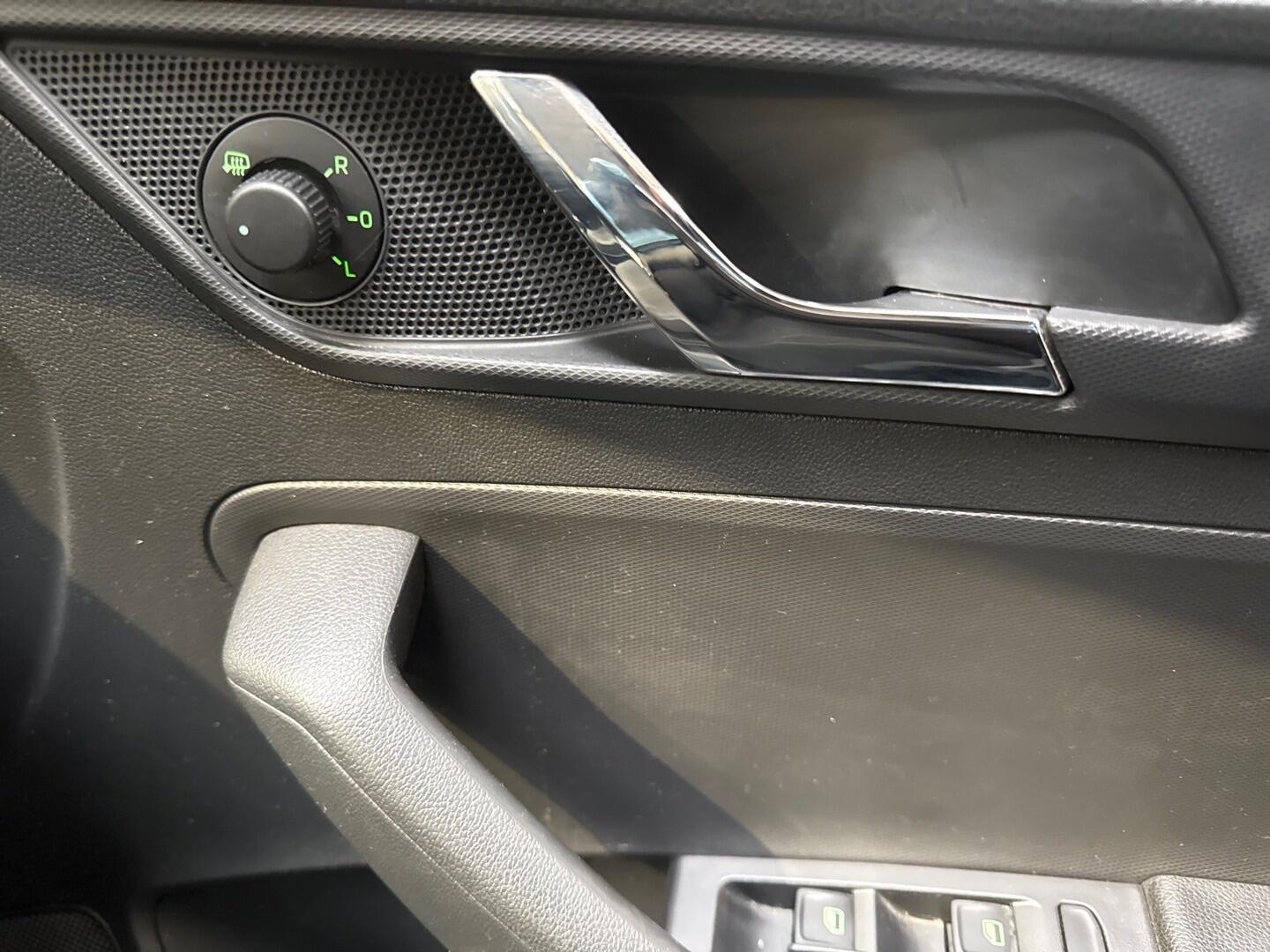 Used Skoda Rapid Spaceback 2014 for sale - 77344336: Photo 18