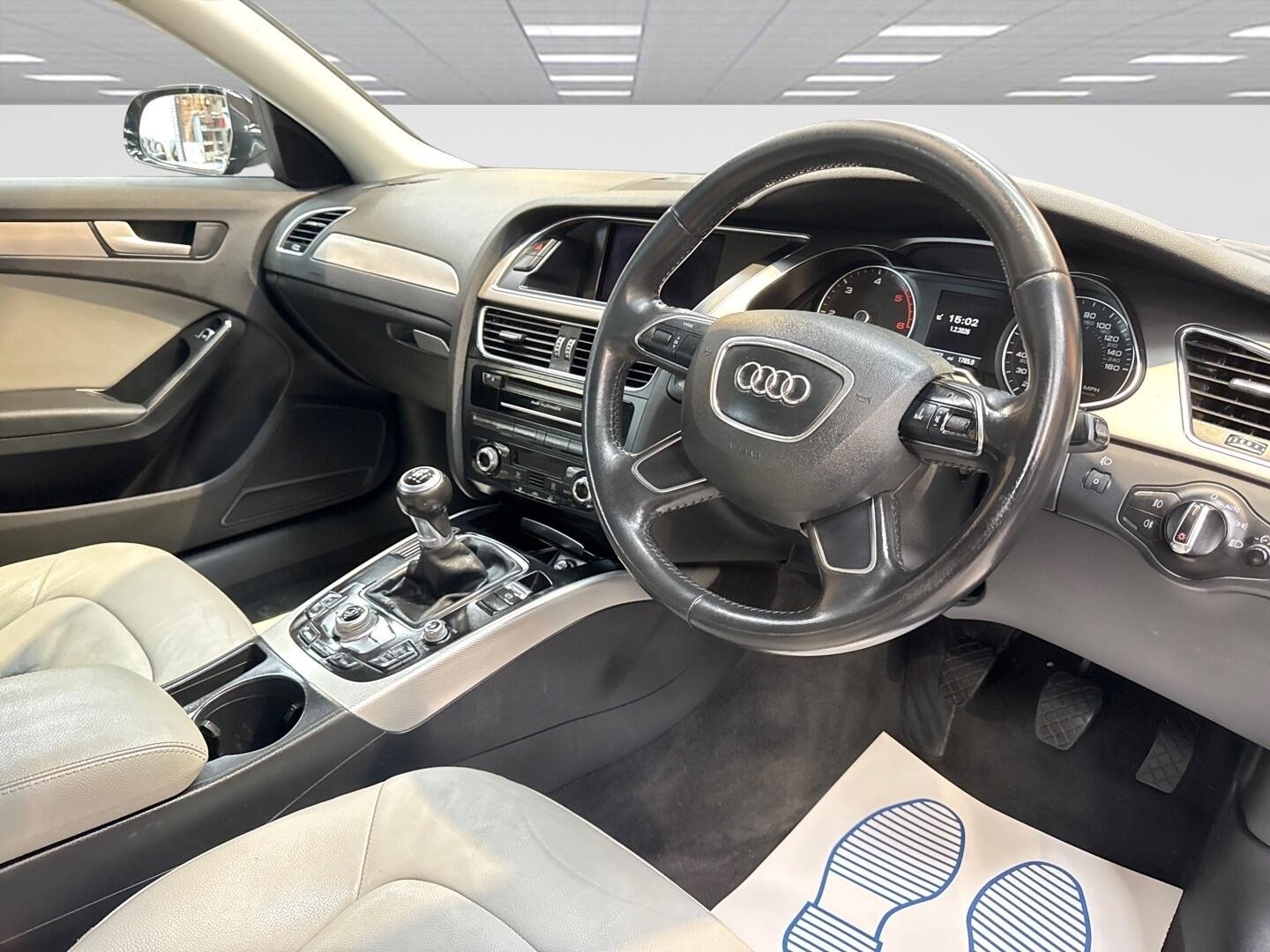 Used Audi A4 2014 for sale - 77411659: Photo 13