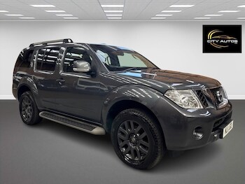 (11) - 2.5 dCi Tekna 4WD Euro 4 5dr