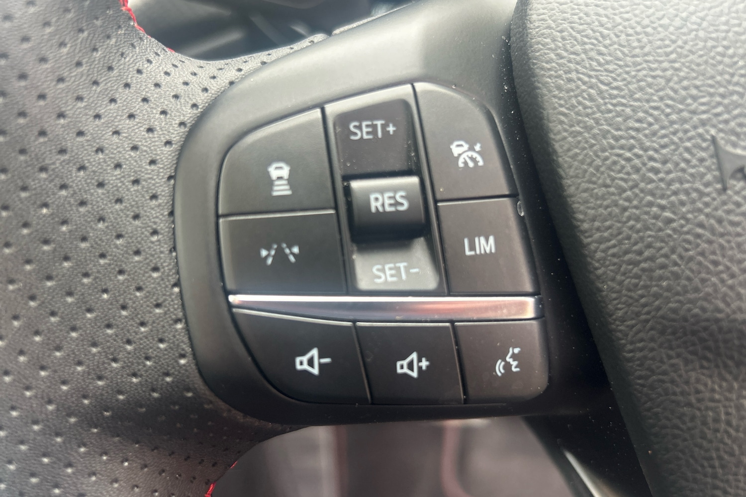 Used Ford Kuga 2024 for sale - 76302018: Photo 15