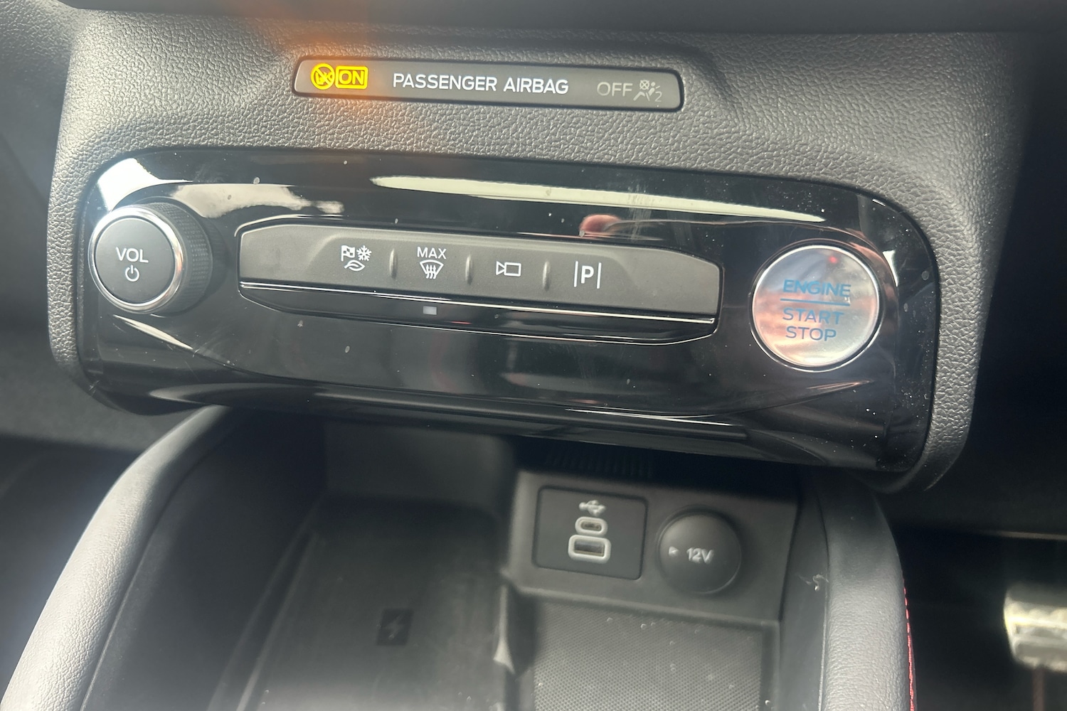 Used Ford Kuga 2024 for sale - 76302018: Photo 25