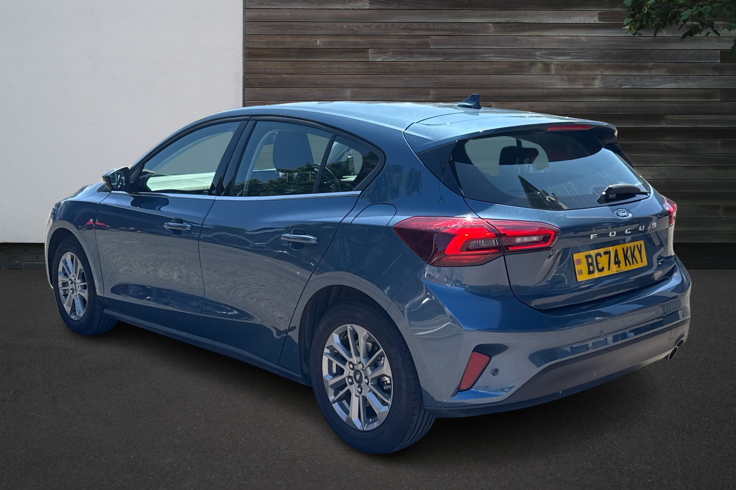 Used Ford Focus 2025 for sale - 76679150: Photo 2