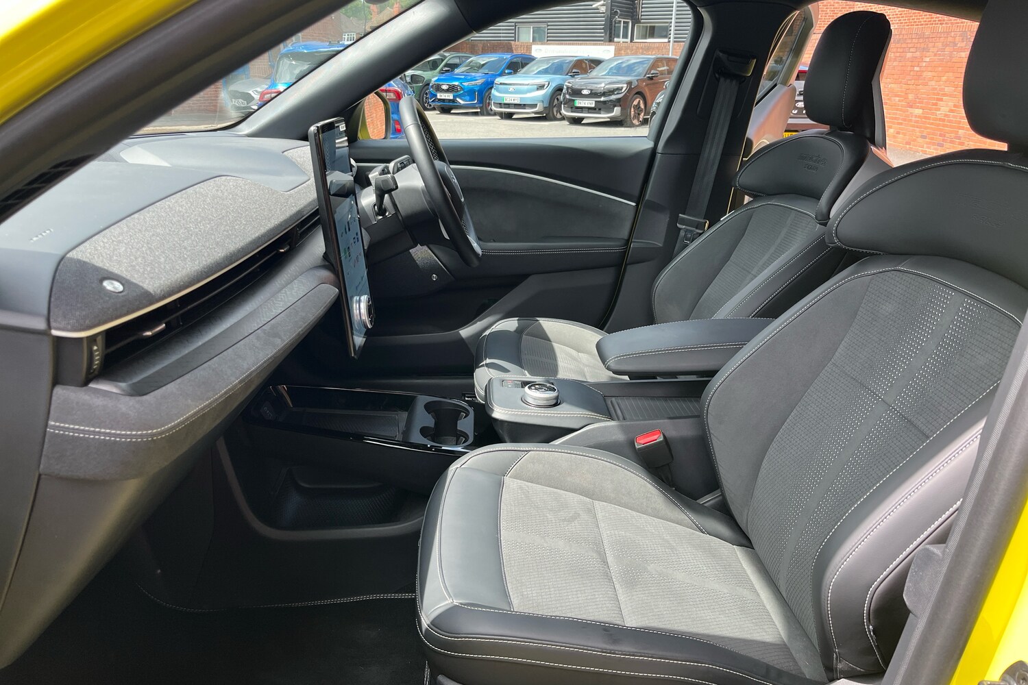 Used Ford Mustang Mach-E 2025 for sale - 76999062: Photo 6