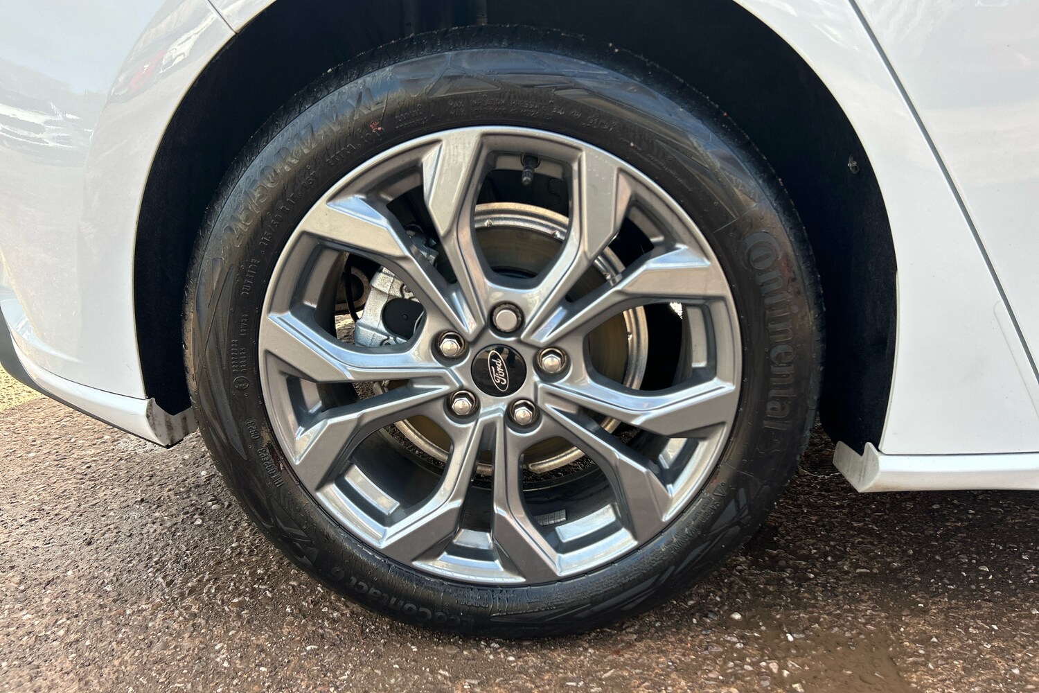 Used Ford Focus 2023 for sale - 78049268: Photo 7