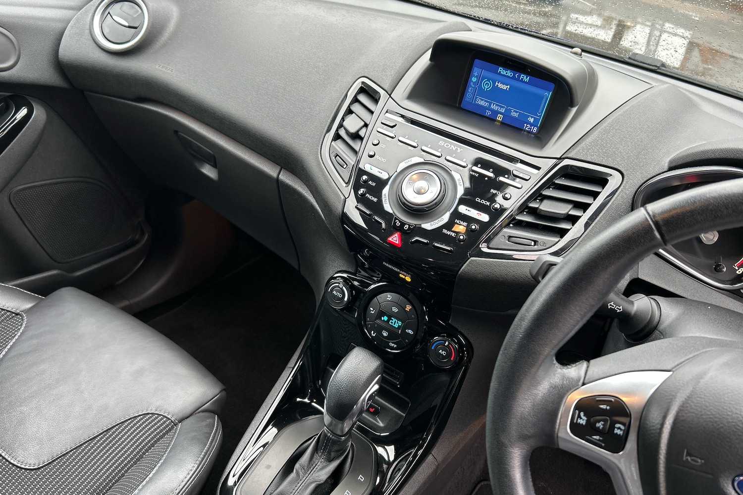 Used Ford Fiesta 2015 for sale - 76673574: Photo 14