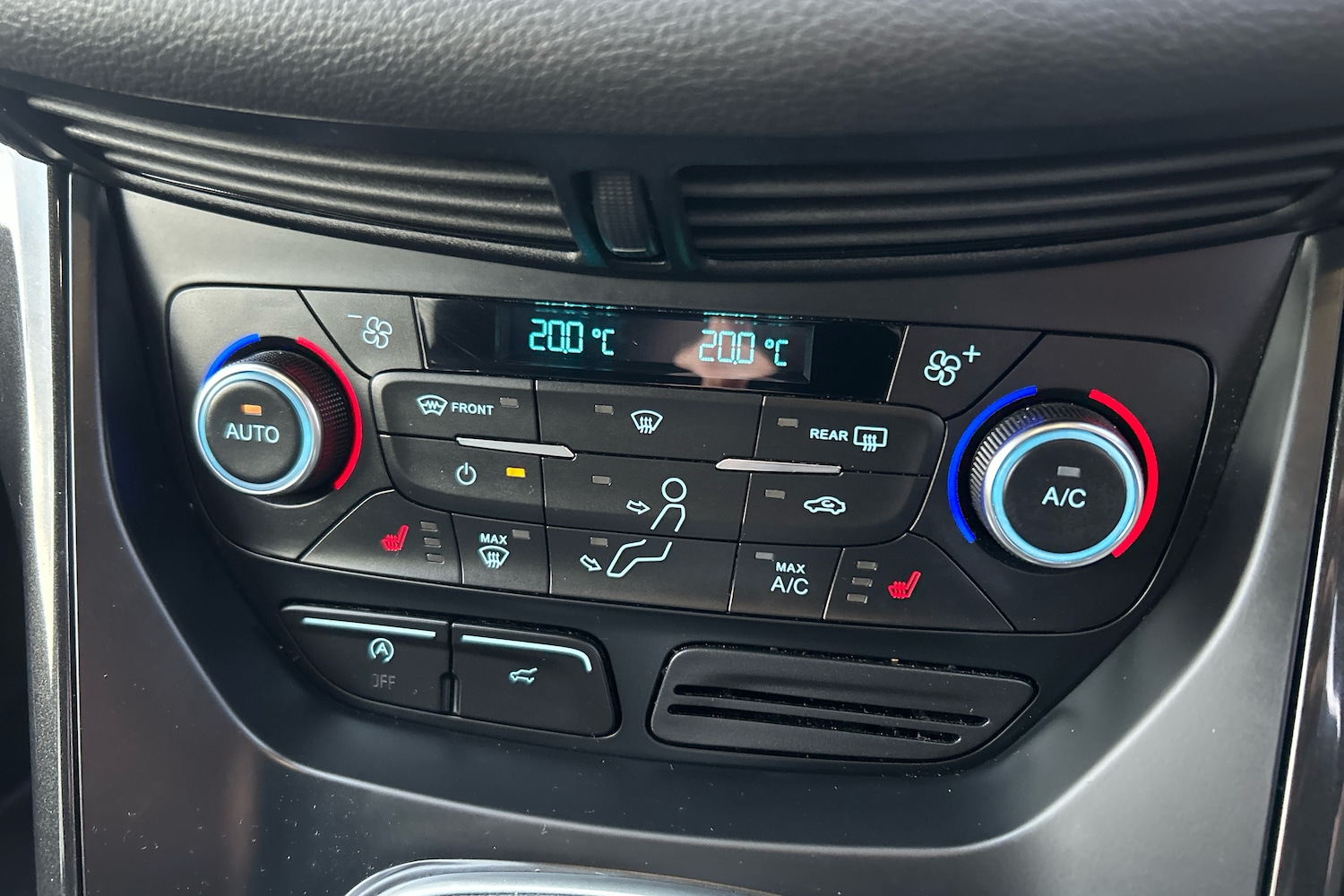 Used Ford Kuga 2019 for sale - 76673688: Photo 19